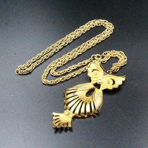 Crown Trifari Signed Designer Vintage Owl Textured Brushed Gold Tone Necklace